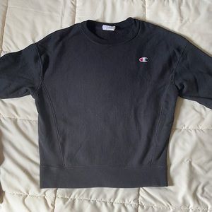 Black Champion crew neck sweater.